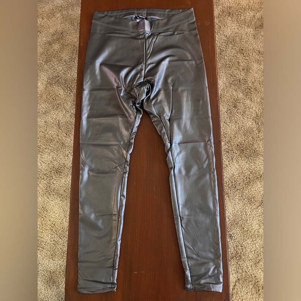 EXPRESS Silver Faux Leather Lined Leggings MEDIUM